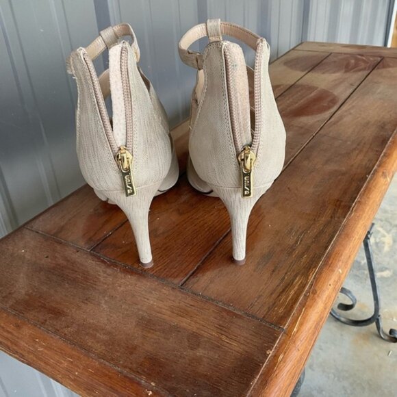 Unisa Strappy Heels. Beige. Size 9 - Picture 4 of 7
